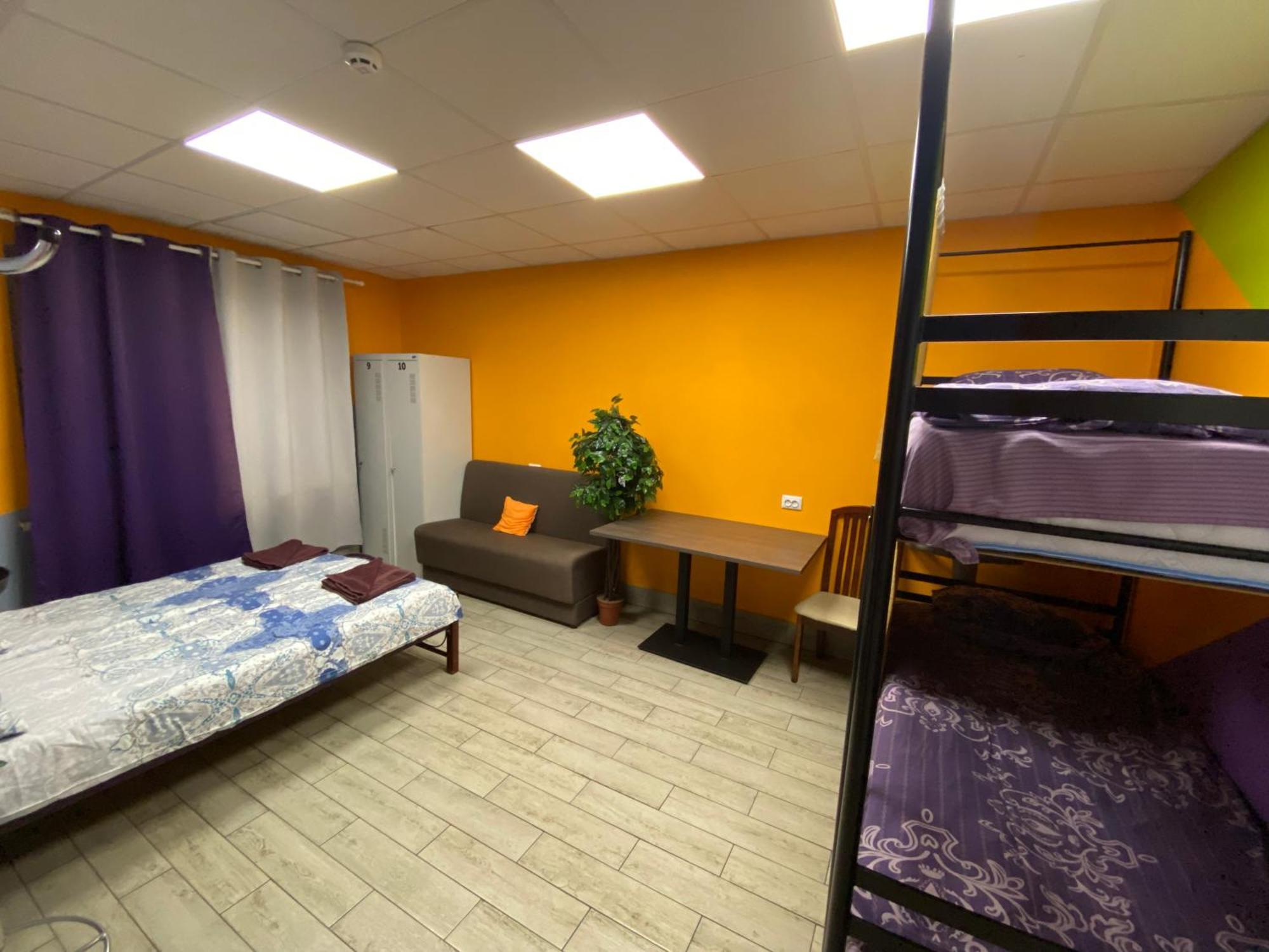 Hostel Meridian Kiev Bagian luar foto