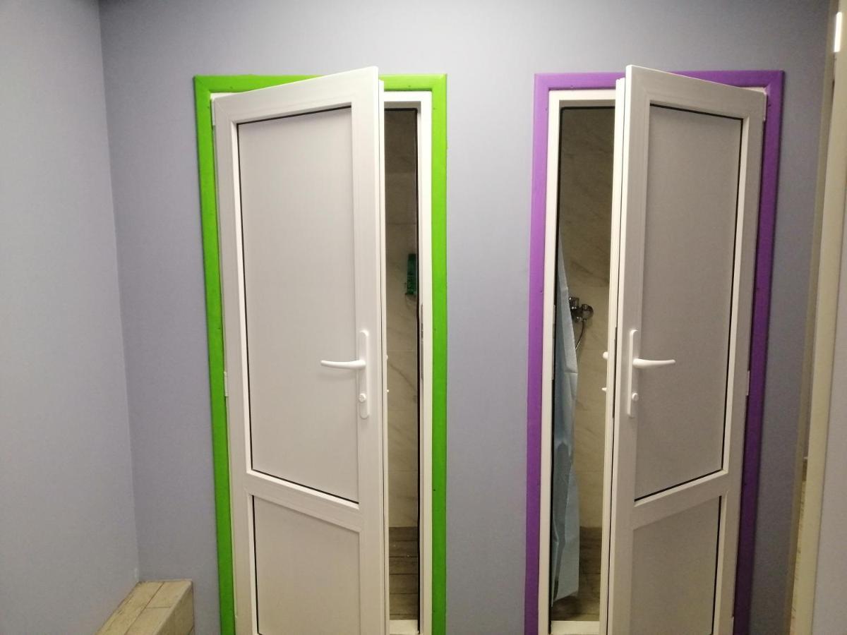 Hostel Meridian Kiev Bagian luar foto