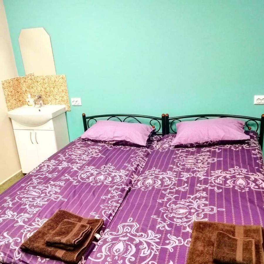Hostel Meridian Kiev Bagian luar foto